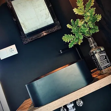 Glass Cube Guest house Outes