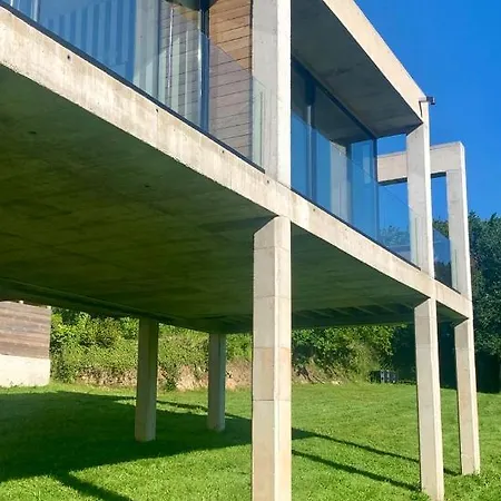 Casa de hóspedes Glass Cube Outes