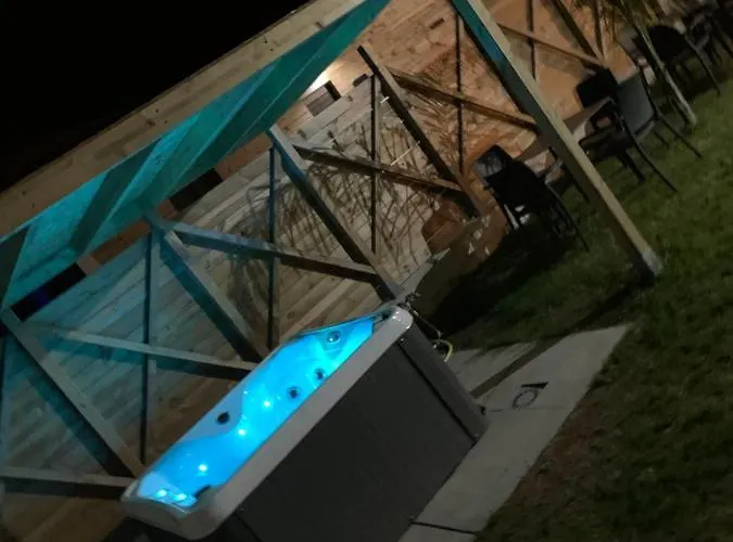 Guest house Glass Cube