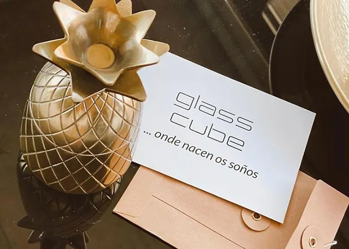 Glass Cube Guest house Outes