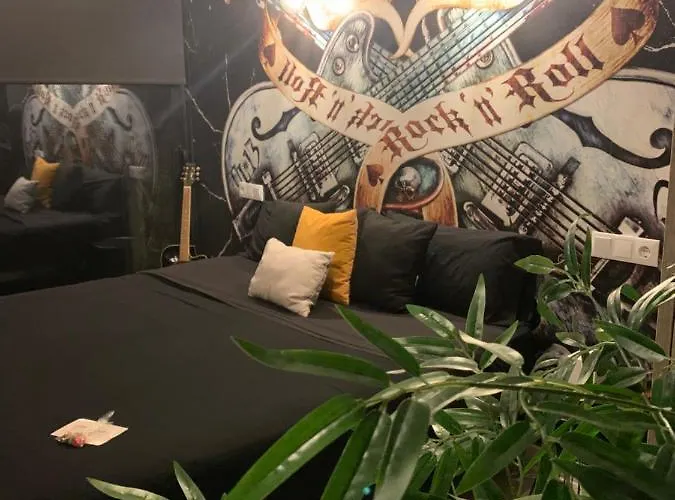 Maison d'hôtes Glass Cube Outes